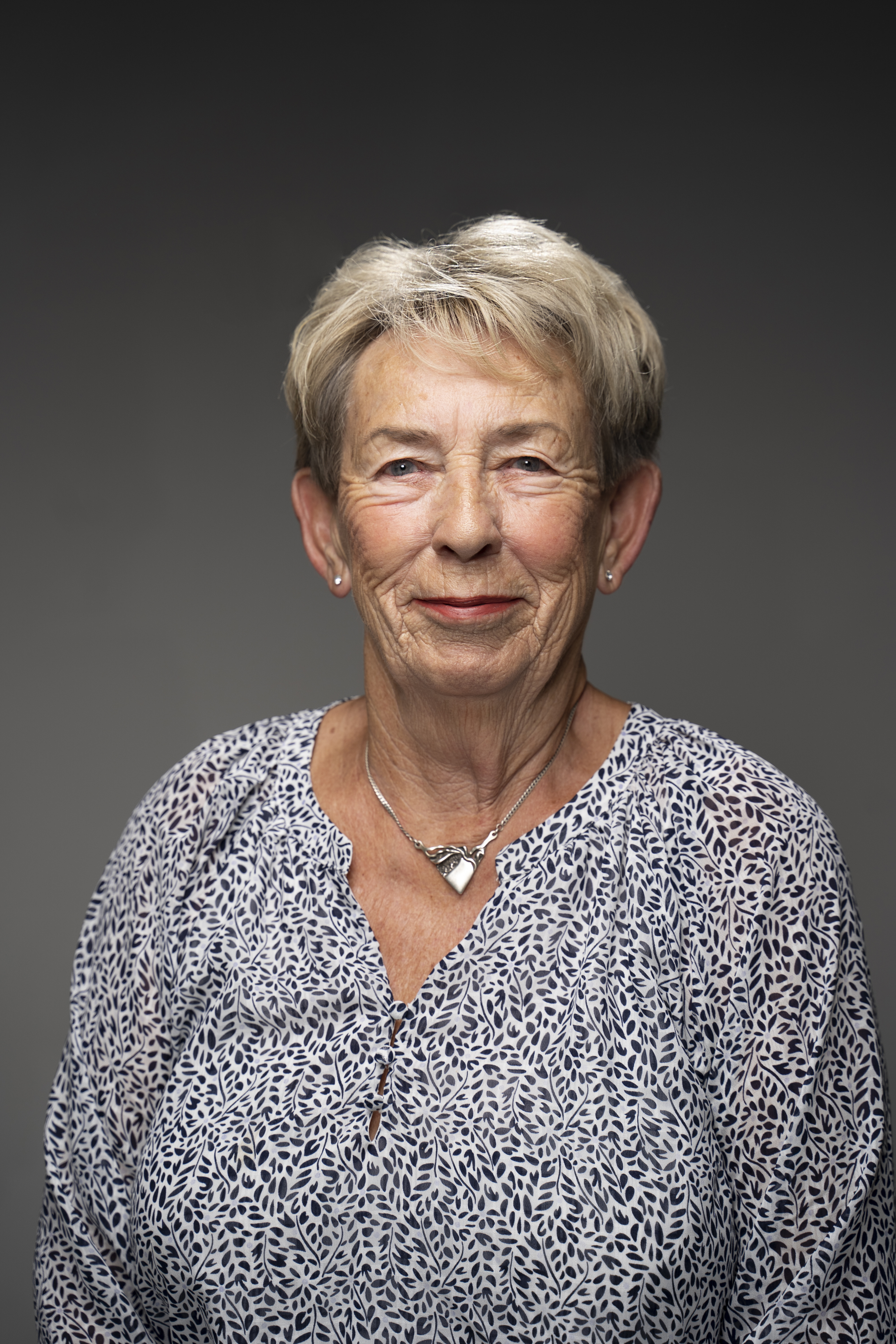 Appeal%20fris%C3%B8r%20dameklipp_7